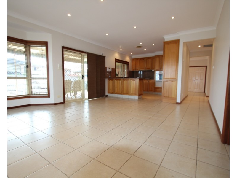 1 Boltons Street, Horningsea Park NSW 2171