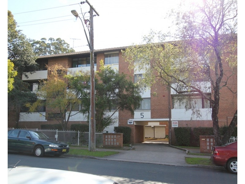 15/5-7 Lachlan Street, Warwick Farm NSW 2170