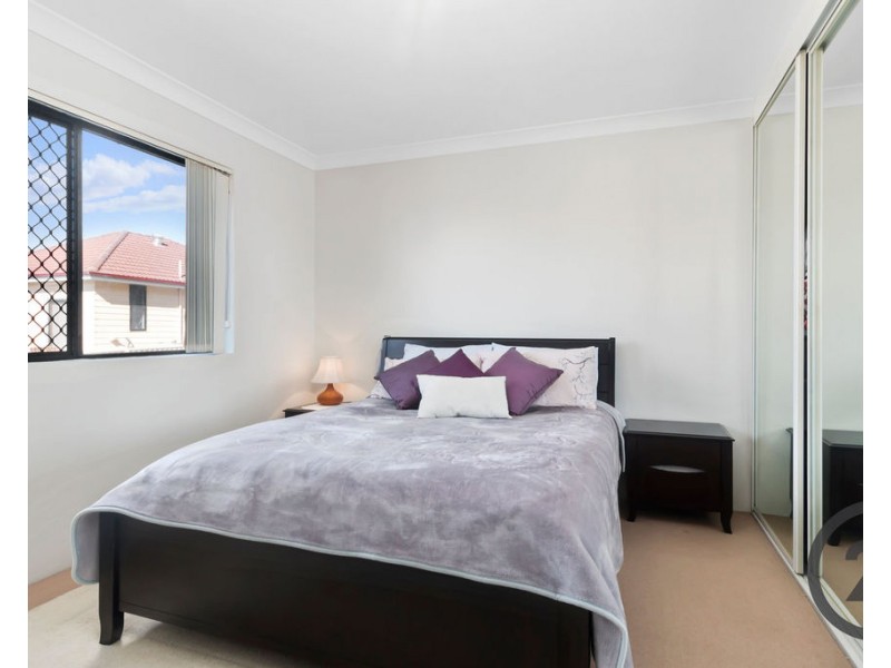 6/21-23 Hinkler Avenue, Warwick Farm NSW 2170