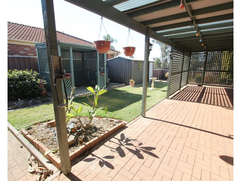 8 Throsby Street, Casula NSW 2170