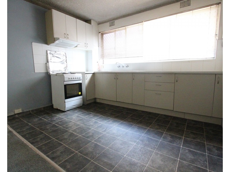 2/39 Nagle Street, Liverpool NSW 2170