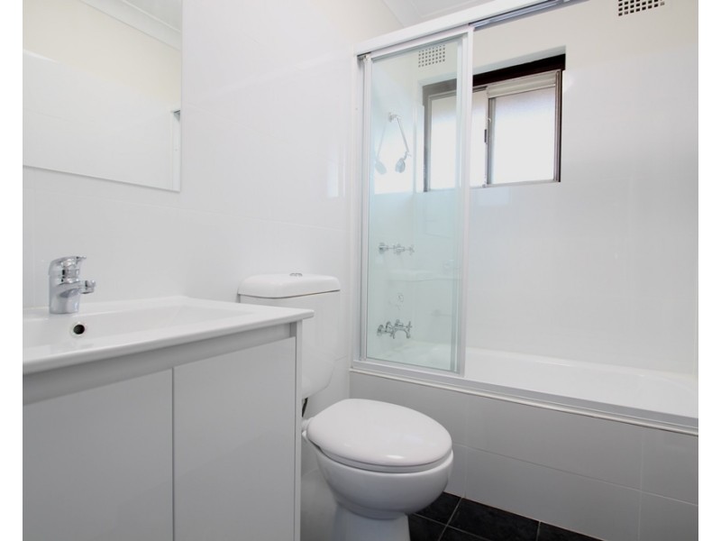 18/28 Charles Street, Liverpool NSW 2170