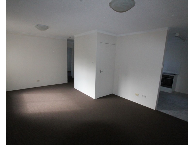 24/12-16 Goulburn Street, Liverpool NSW 2170