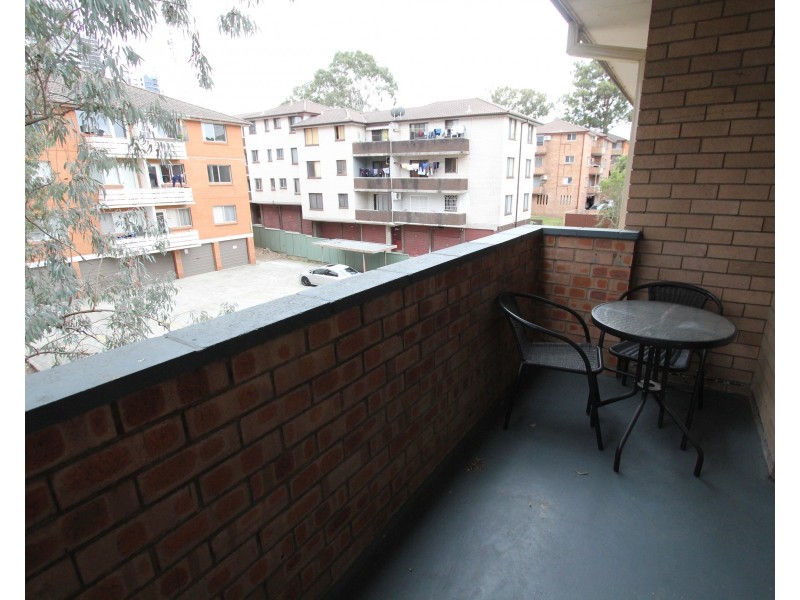 11/5-7  Mill Road, Liverpool NSW 2170