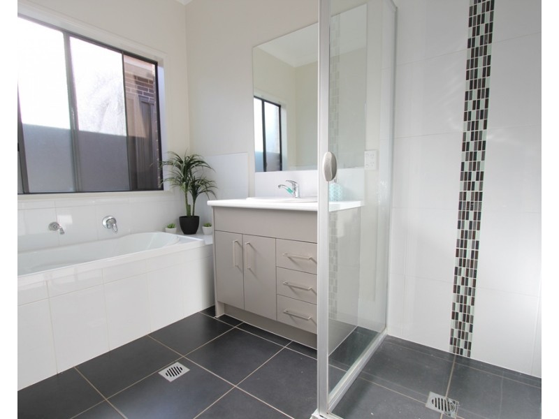 3 Carden Street, Oran Park NSW 2570