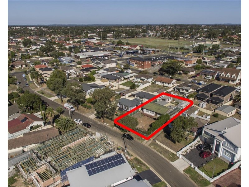 14 Bare Ave, Lurnea NSW 2170