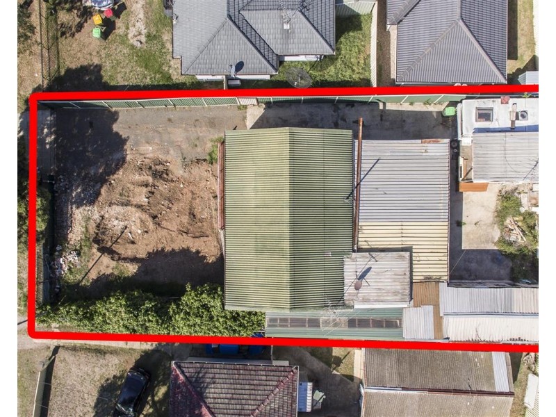 14 Bare Ave, Lurnea NSW 2170