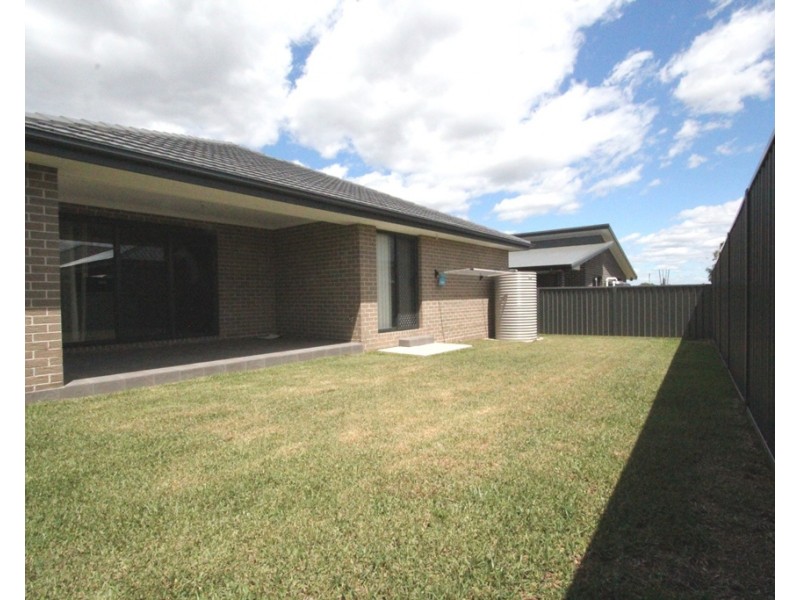 3 Keenan Street, Spring Farm NSW 2570