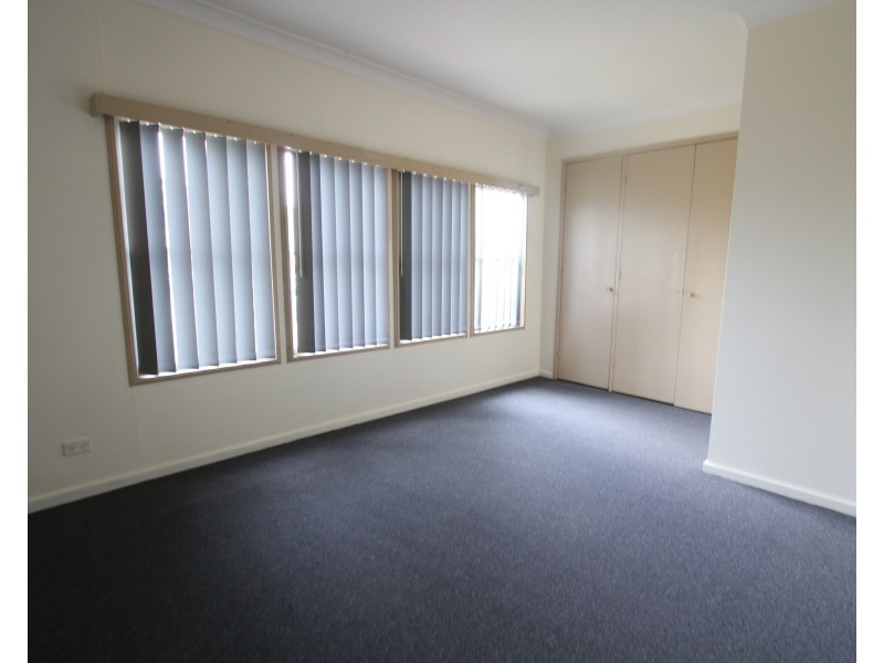 28 Bridges Avenue, Wattle Grove NSW 2173