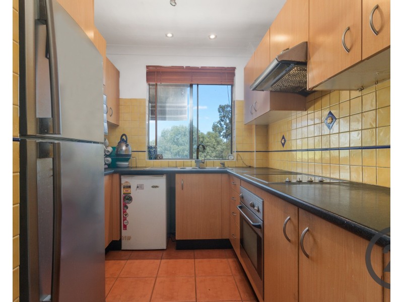 40/2 Riverpark Drive, Liverpool NSW 2170