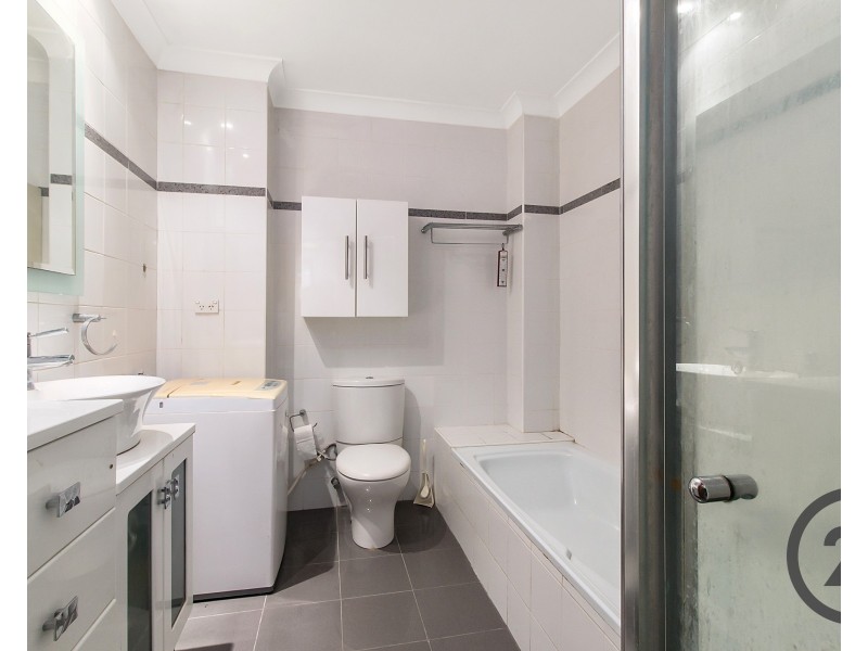 40/2 Riverpark Drive, Liverpool NSW 2170