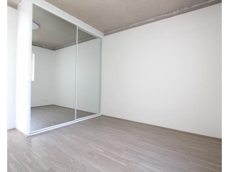 8/17-19 Speed Street, Liverpool NSW 2170