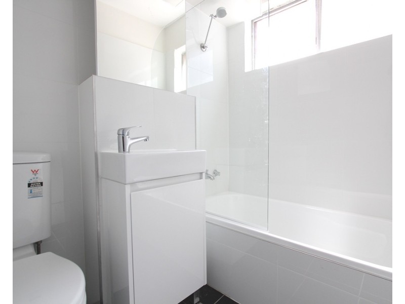 8/17-19 Speed Street, Liverpool NSW 2170