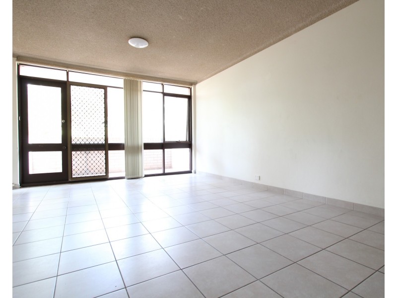 4/81  Memorial Avenue, Liverpool NSW 2170