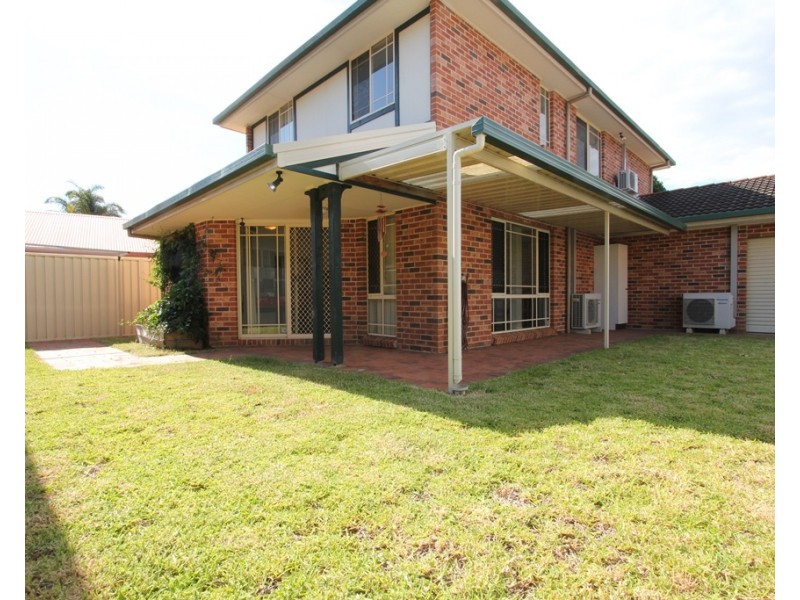 7 Banksia Place, Wattle Grove NSW 2173