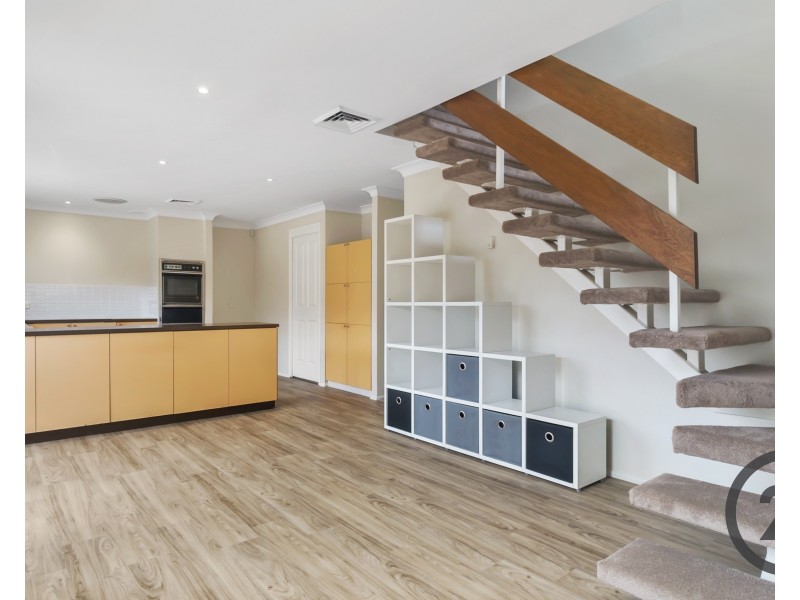 37 Charlton Avenue, Chipping Norton NSW 2170