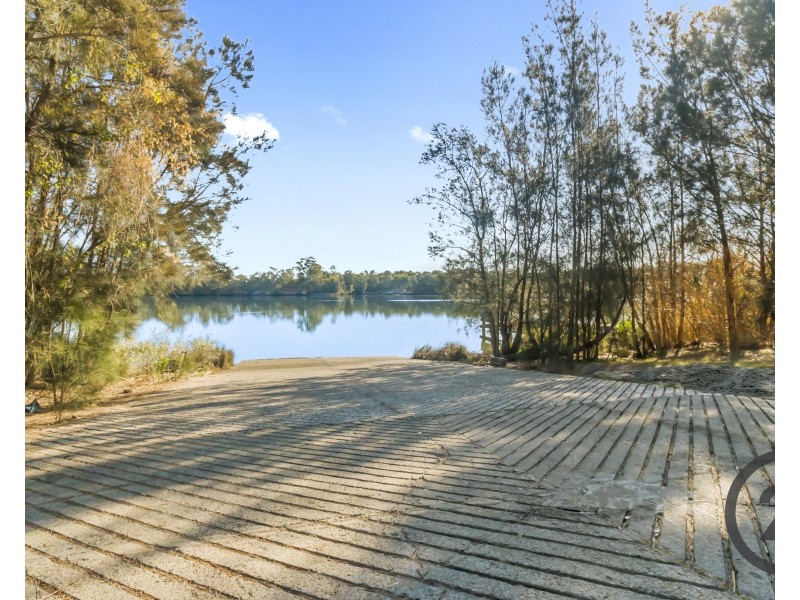 37 Charlton Avenue, Chipping Norton NSW 2170