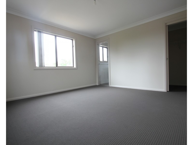 1/6-10  Kendall Drive, Casula NSW 2170