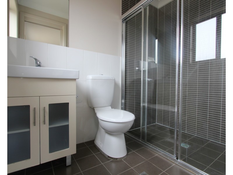 1/6-10  Kendall Drive, Casula NSW 2170