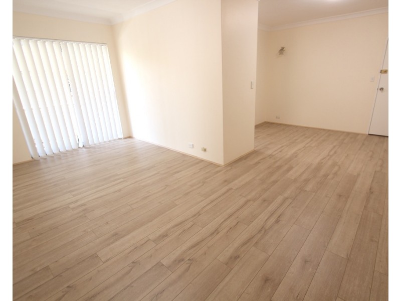 2/54 Castlereagh Street, Liverpool NSW 2170