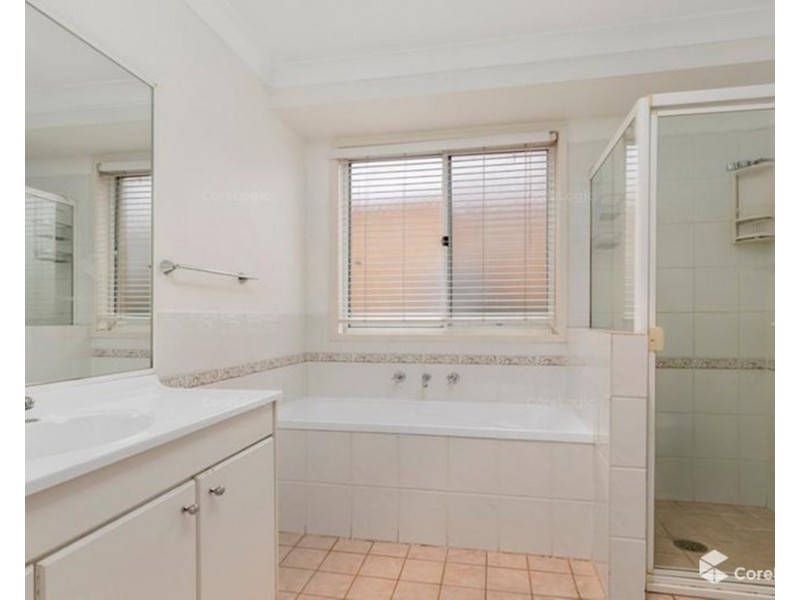 71 Braidwood Drive, Prestons NSW 2170