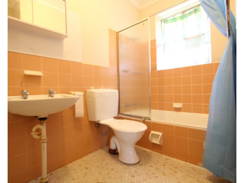 6/1-3 Carboni Street, Liverpool NSW 2170