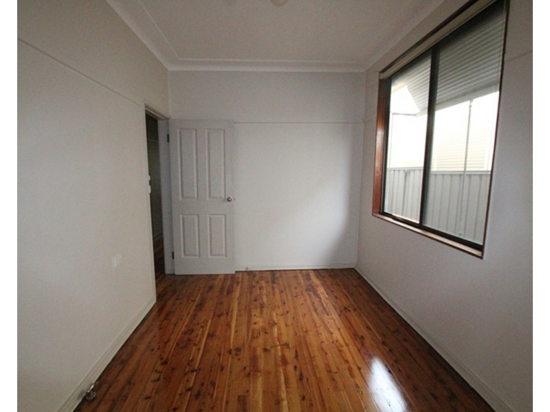 11 Antill Road, Mount Pritchard NSW 2170