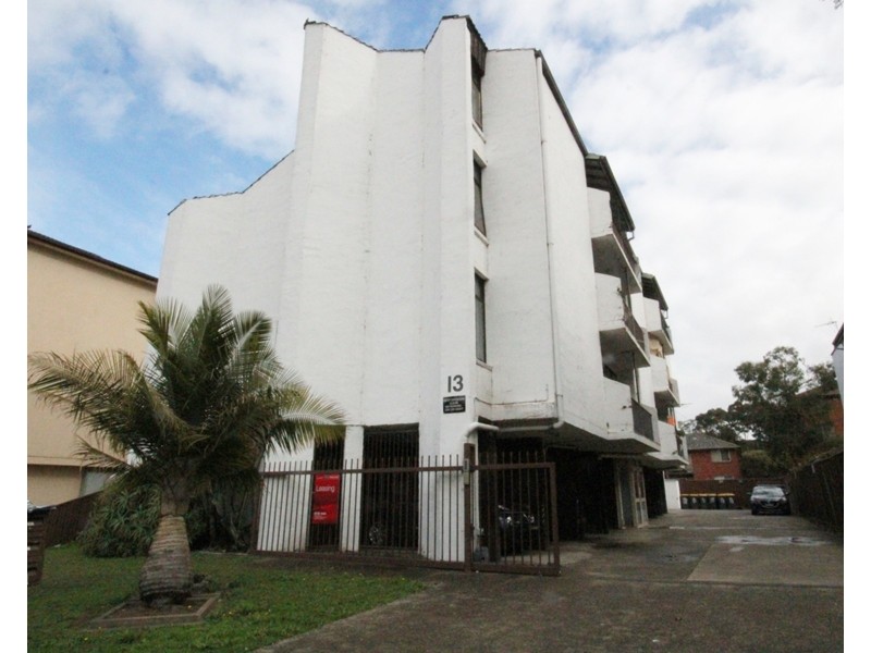 7/13 Hart Street, Warwick Farm NSW 2170