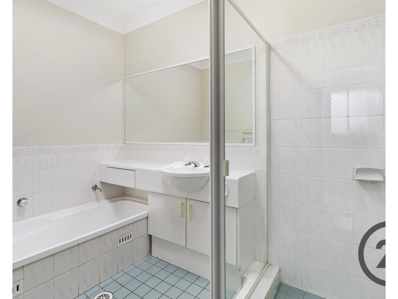 23 Glenelg Court, Wattle Grove NSW 2173