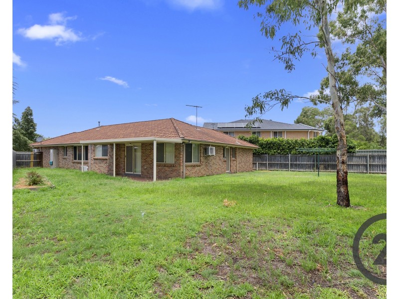 23 Glenelg Court, Wattle Grove NSW 2173