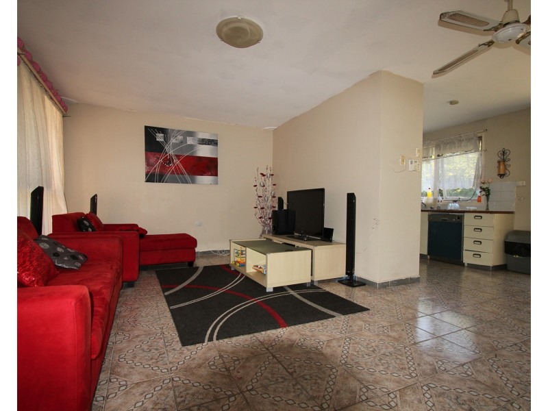 15/225 Harrow Road, Glenfield NSW 2167