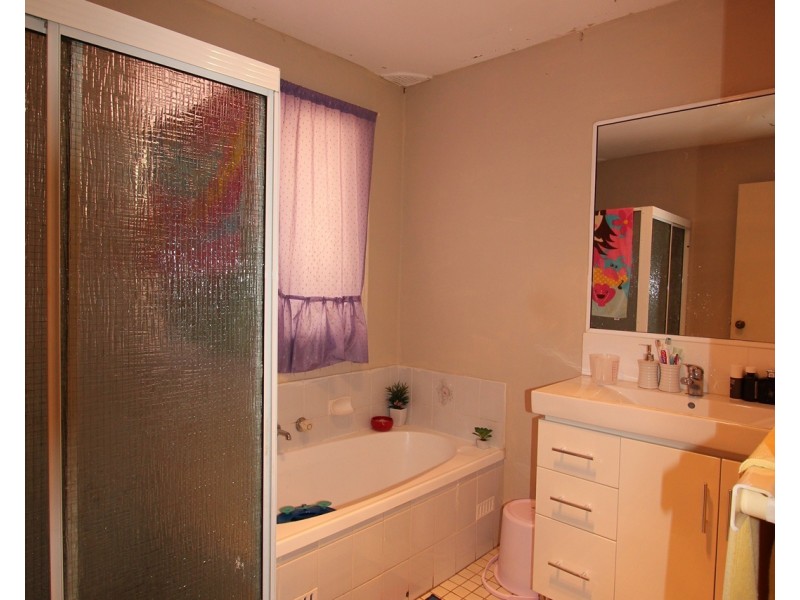 15/225 Harrow Road, Glenfield NSW 2167