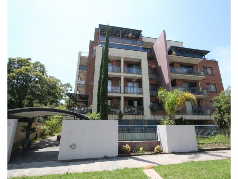 12/8-10 Bigge Street, Liverpool NSW 2170
