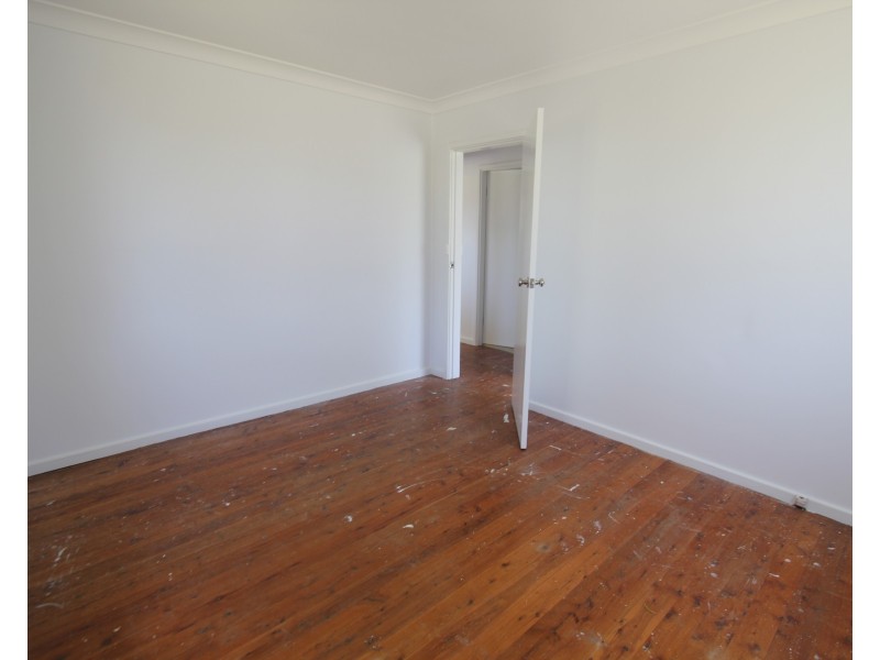 1 Burlinson Street, Warwick Farm NSW 2170