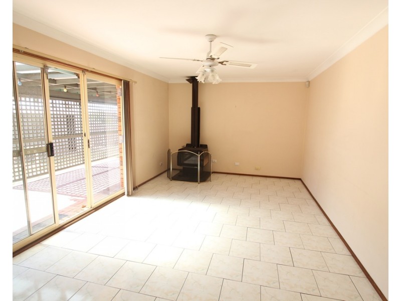 8  Throsby Street, Casula NSW 2170