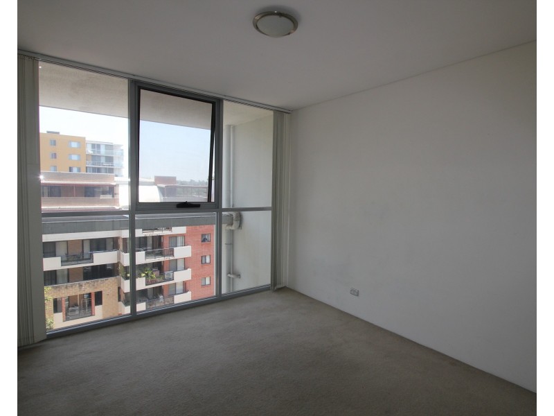 12/12-18  Bathurst Street, Liverpool NSW 2170