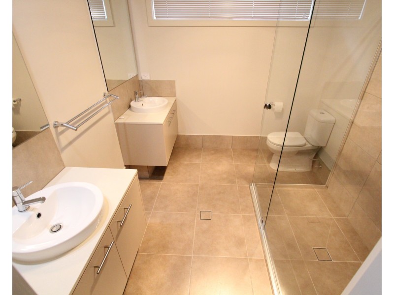 5 Clubmoss Street, Denham Court NSW 2565