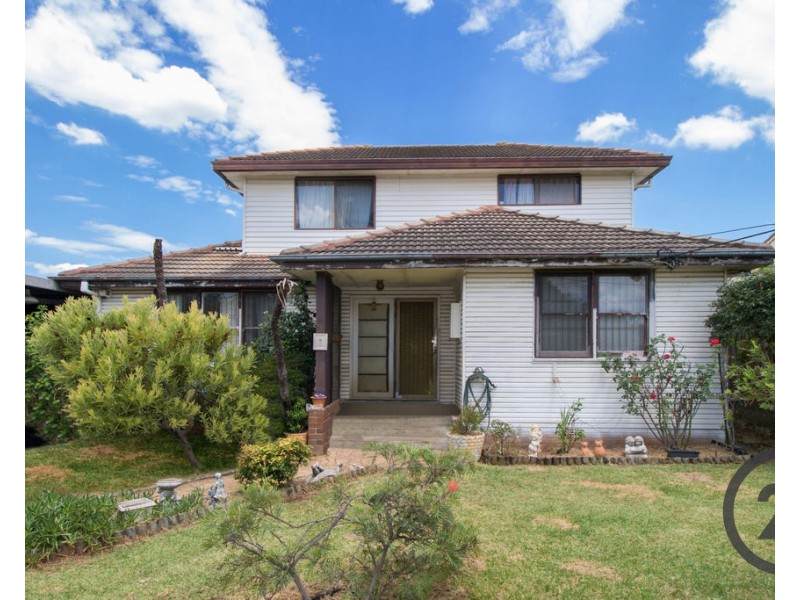 18  Romney Crescent, Miller NSW 2168