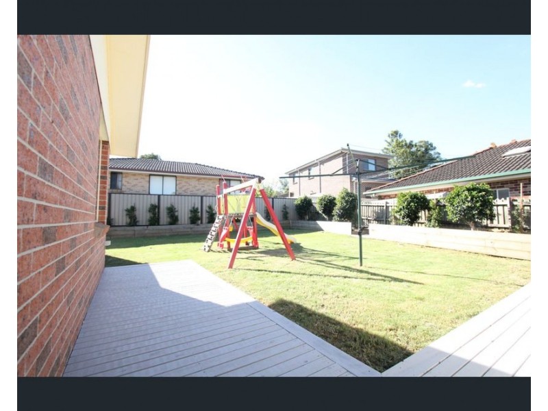 3 Durack Place, Casula NSW 2170