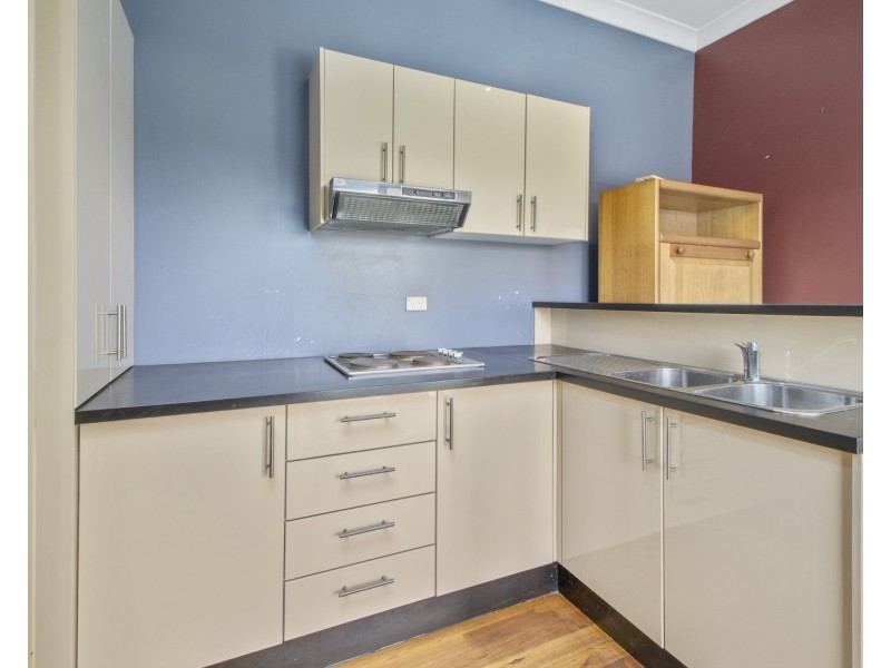 13 Buckland Road, Casula NSW 2170