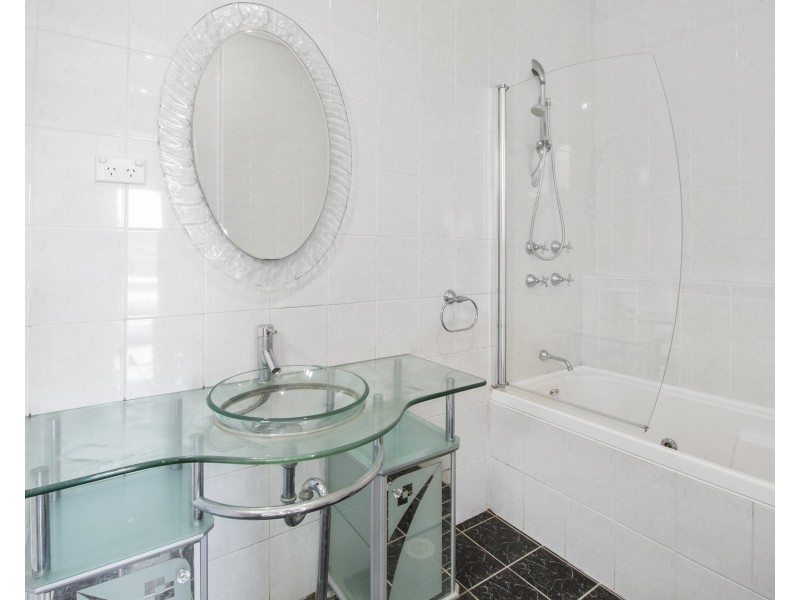 13 Buckland Road, Casula NSW 2170
