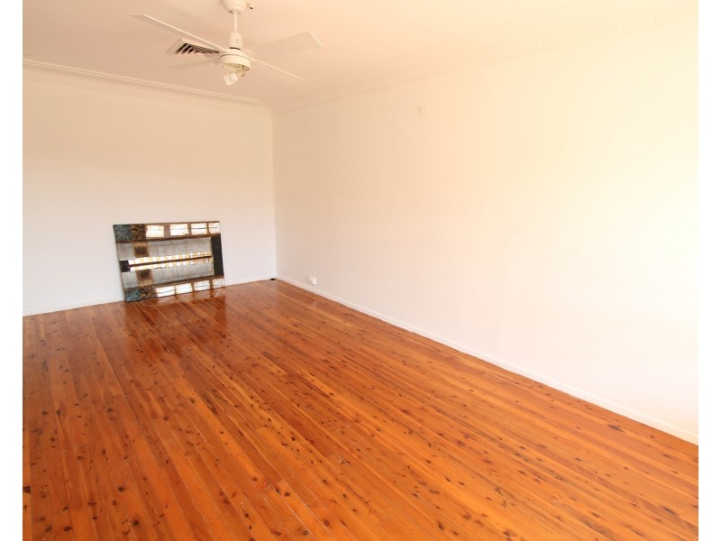 4 Coxs Avenue, Liverpool NSW 2170