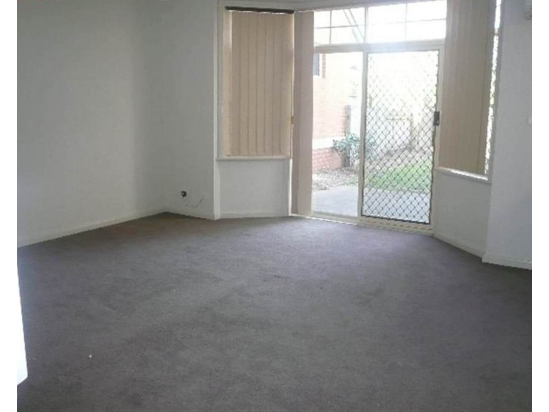 5 Linifolia Mews, Wattle Grove NSW 2173