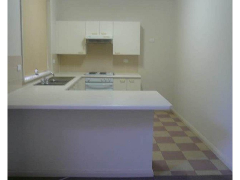 5 Linifolia Mews, Wattle Grove NSW 2173