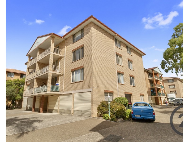 35/4 Riverpark Drive, Liverpool NSW 2170