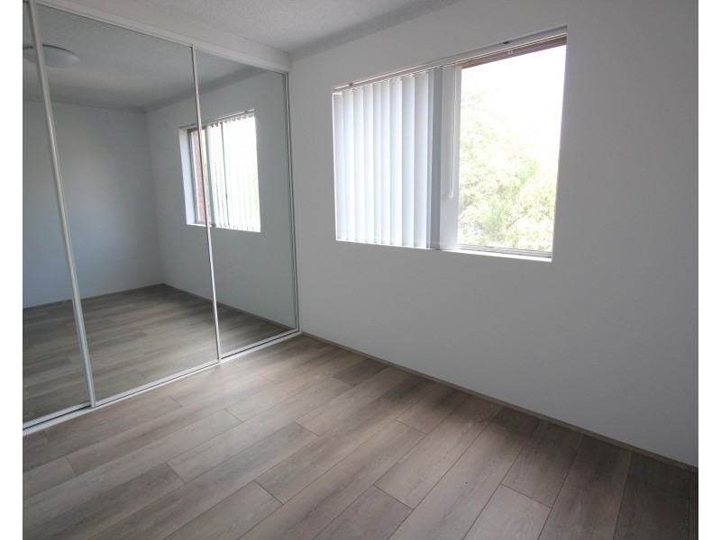 1/3 Hart Street, Warwick Farm NSW 2170