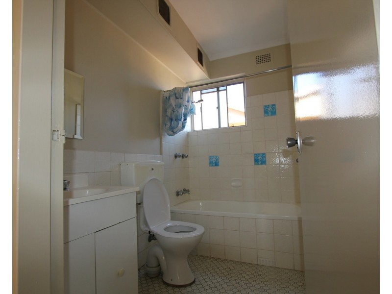 16/28 Charles Street, Liverpool NSW 2170