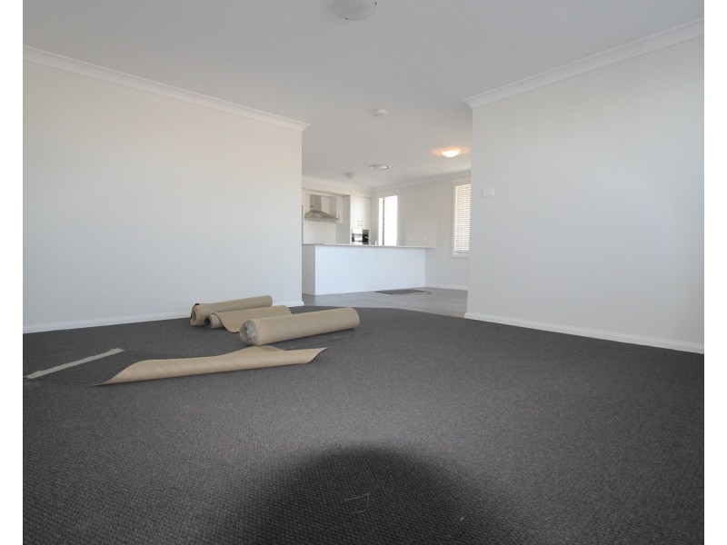 15 Dinant, Edmondson Park NSW 2174