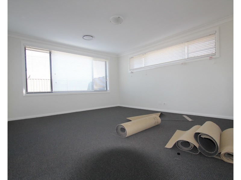 15 Dinant, Edmondson Park NSW 2174