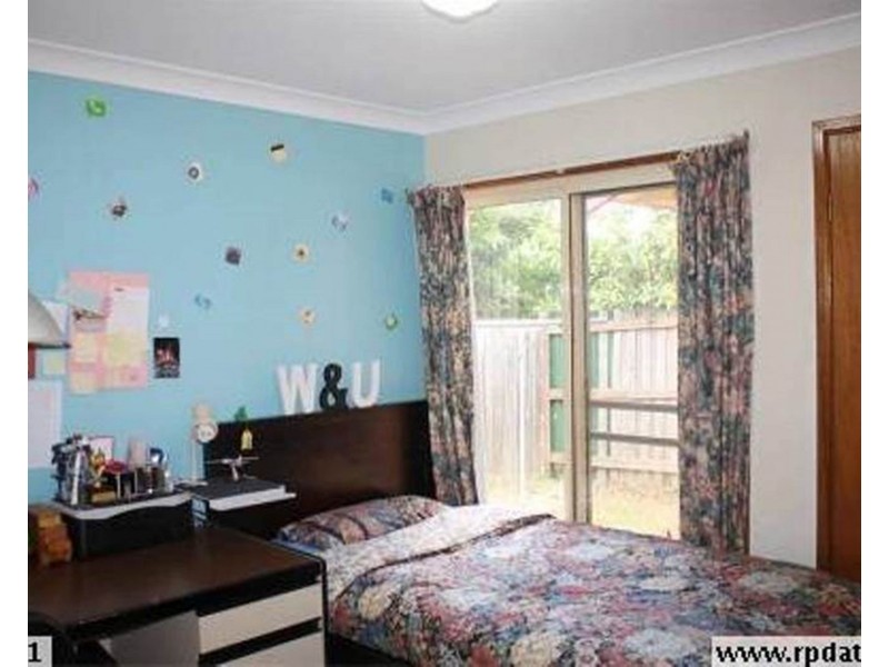 68 Daintree Drive, Wattle Grove NSW 2173